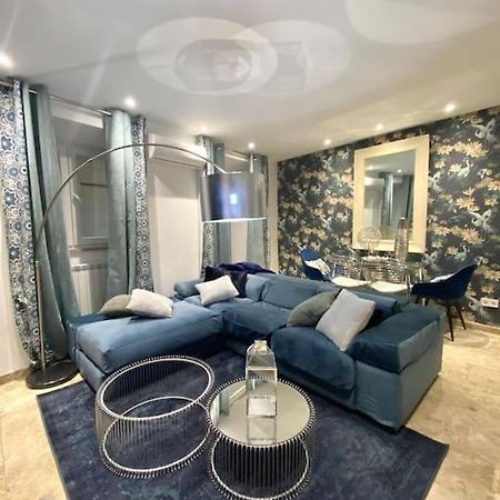 Piso De Diseno Junto Teatro Real Apartment Madrid Exterior photo